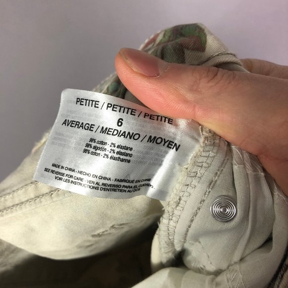 Code Bleu Tan Floral Chelsea Classic Straight Jeans Size 6P - Picture 10 of 11